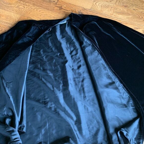 Dave & Johnny Vintage Black Gothic Open Wrap - Picture 10 of 12